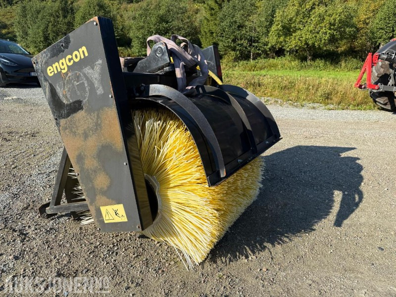 2017 Engcon SR 8000-B kostemaskin/feievalser - Građevinska oprema: slika 2017 Engcon SR 8000-B kostemaskin/feievalser - Građevinska oprema 2017 Engcon SR 8000-B kostemaskin/feievalser - Građevinska oprema: slika 2017 Engcon SR 8000-B kostemaskin/feievalser - Građevinska oprema