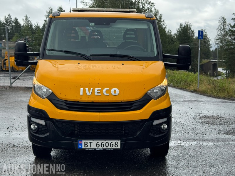 2017 Iveco Daily dobbelkabin m/kran, Webasto, innredning, inverter og vinterhjul - Kamion s otvorenim sandukom: slika 2017 Iveco Daily dobbelkabin m/kran, Webasto, innredning, inverter og vinterhjul - Kamion s otvorenim sandukom 2017 Iveco Daily dobbelkabin m/kran, Webasto, innredning, inverter og vinterhjul - Kamion s otvorenim sandukom: slika 2017 Iveco Daily dobbelkabin m/kran, Webasto, innredning, inverter og vinterhjul - Kamion s otvorenim sandukom
