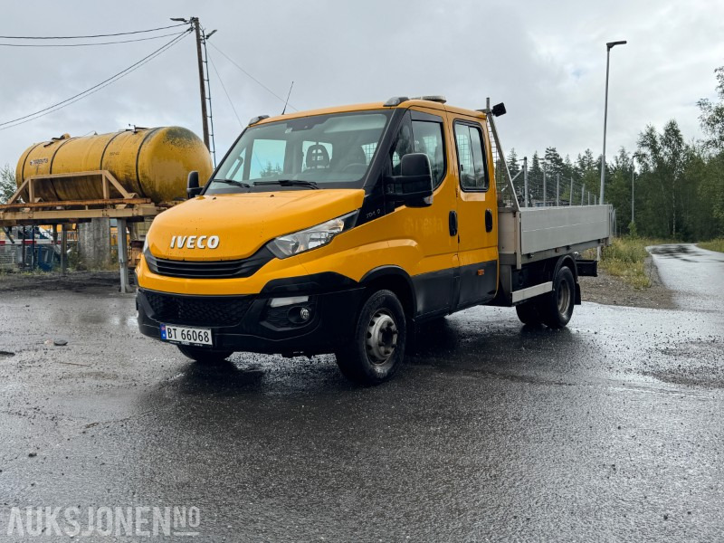 2017 Iveco Daily dobbelkabin m/kran, Webasto, innredning, inverter og vinterhjul - Kamion s otvorenim sandukom: slika 2017 Iveco Daily dobbelkabin m/kran, Webasto, innredning, inverter og vinterhjul - Kamion s otvorenim sandukom 2017 Iveco Daily dobbelkabin m/kran, Webasto, innredning, inverter og vinterhjul - Kamion s otvorenim sandukom: slika 2017 Iveco Daily dobbelkabin m/kran, Webasto, innredning, inverter og vinterhjul - Kamion s otvorenim sandukom