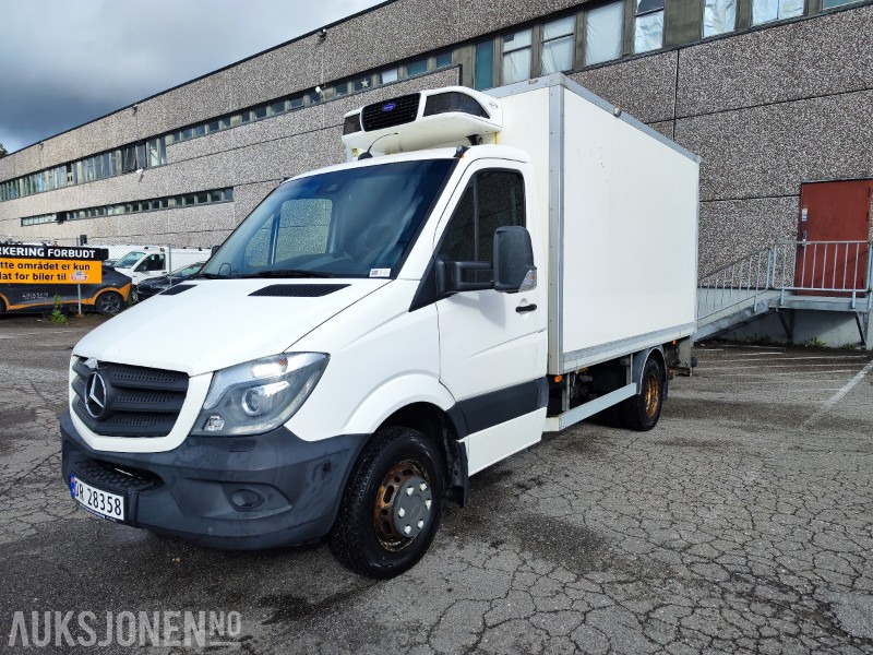 2017 Mercedes-Benz Sprinter kjølebil - EU godkjent - Ryggekamera - Automatgir - Bakløft - Kamion sandučar: slika 2017 Mercedes-Benz Sprinter kjølebil - EU godkjent - Ryggekamera - Automatgir - Bakløft - Kamion sandučar 2017 Mercedes-Benz Sprinter kjølebil - EU godkjent - Ryggekamera - Automatgir - Bakløft - Kamion sandučar: slika 2017 Mercedes-Benz Sprinter kjølebil - EU godkjent - Ryggekamera - Automatgir - Bakløft - Kamion sandučar
