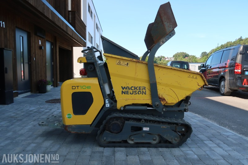 2017 Wacker Neuson DT10E - Elektrisk beltedumper med selvlaster - Nyttelast 1000 kg. - Timetall: 58 - Istovarivač: slika 2017 Wacker Neuson DT10E - Elektrisk beltedumper med selvlaster - Nyttelast 1000 kg. - Timetall: 58 - Istovarivač 2017 Wacker Neuson DT10E - Elektrisk beltedumper med selvlaster - Nyttelast 1000 kg. - Timetall: 58 - Istovarivač: slika 2017 Wacker Neuson DT10E - Elektrisk beltedumper med selvlaster - Nyttelast 1000 kg. - Timetall: 58 - Istovarivač