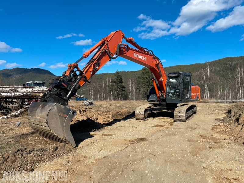 2018 Hitachi ZX210 LC-6/Leica GPS/Kamera/LED/Oil Quick - Bager: slika 2018 Hitachi ZX210 LC-6/Leica GPS/Kamera/LED/Oil Quick - Bager 2018 Hitachi ZX210 LC-6/Leica GPS/Kamera/LED/Oil Quick - Bager: slika 2018 Hitachi ZX210 LC-6/Leica GPS/Kamera/LED/Oil Quick - Bager