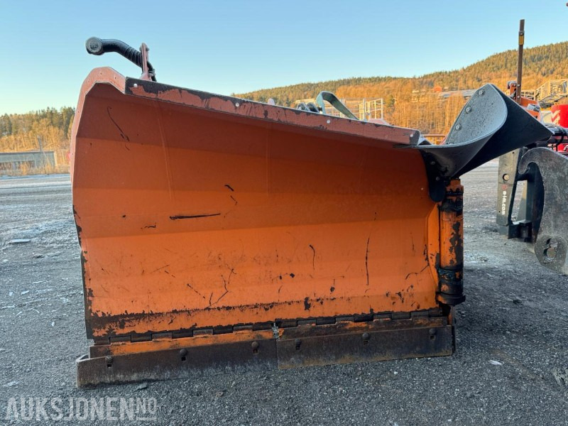 2018 Tellefsdal V90 V-plog / 3200 - Građevinska oprema: slika 2018 Tellefsdal V90 V-plog / 3200 - Građevinska oprema 2018 Tellefsdal V90 V-plog / 3200 - Građevinska oprema: slika 2018 Tellefsdal V90 V-plog / 3200 - Građevinska oprema