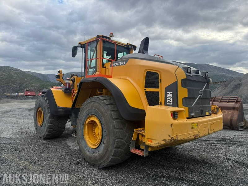 2018 Volvo L220H HJULLASTER - Utovarivač na kotačima: slika 2018 Volvo L220H HJULLASTER - Utovarivač na kotačima 2018 Volvo L220H HJULLASTER - Utovarivač na kotačima: slika 2018 Volvo L220H HJULLASTER - Utovarivač na kotačima