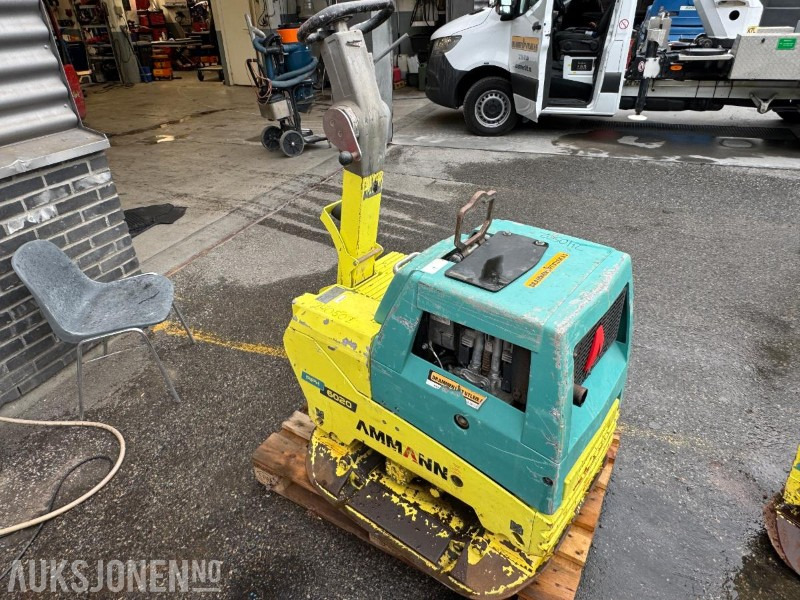 2019 AMMANN APH6020 Vibroplate / 536 kg - Valjak: slika 2019 AMMANN APH6020 Vibroplate / 536 kg - Valjak 2019 AMMANN APH6020 Vibroplate / 536 kg - Valjak: slika 2019 AMMANN APH6020 Vibroplate / 536 kg - Valjak