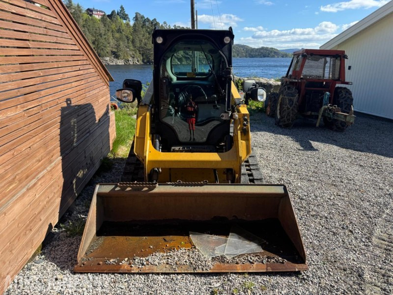 2019 Cat 249D kompakt beltelaster - Valjak: slika 2019 Cat 249D kompakt beltelaster - Valjak 2019 Cat 249D kompakt beltelaster - Valjak: slika 2019 Cat 249D kompakt beltelaster - Valjak