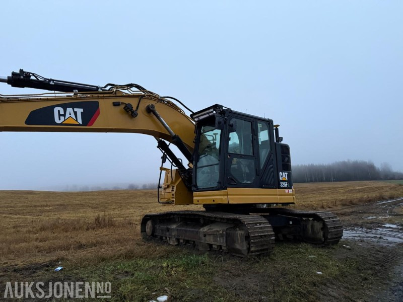 2019 Cat 325L m/Engcon tiltrotator, Gps og 2 skuffer - Bager: slika 2019 Cat 325L m/Engcon tiltrotator, Gps og 2 skuffer - Bager 2019 Cat 325L m/Engcon tiltrotator, Gps og 2 skuffer - Bager: slika 2019 Cat 325L m/Engcon tiltrotator, Gps og 2 skuffer - Bager