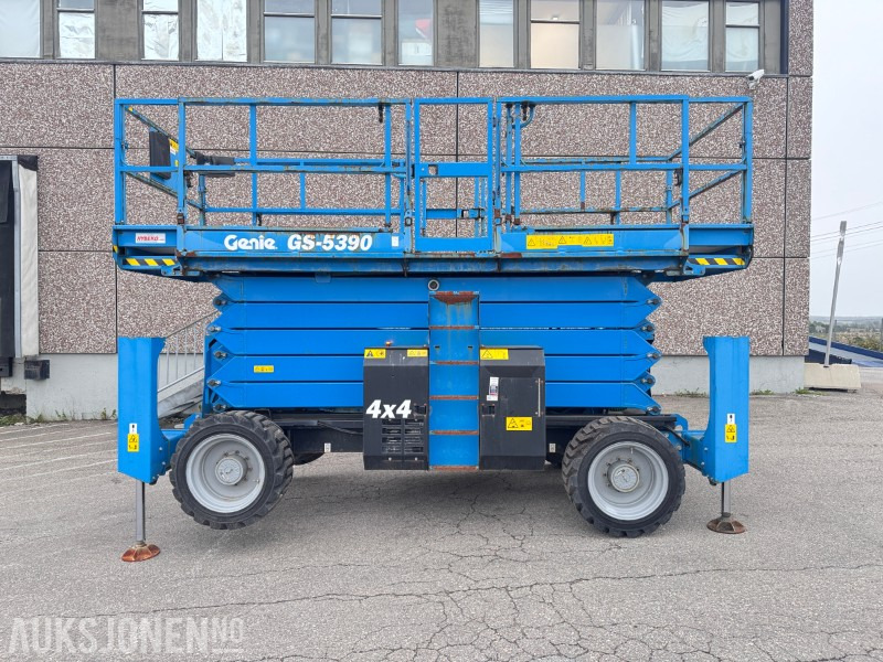 2019 Genie GS-5390 RT – 18,2 m sakselift – Kun 257 timer – Deutz diesel – Sertifisert til 2026 - Podizna platforma: slika 2019 Genie GS-5390 RT – 18,2 m sakselift – Kun 257 timer – Deutz diesel – Sertifisert til 2026 - Podizna platforma 2019 Genie GS-5390 RT – 18,2 m sakselift – Kun 257 timer – Deutz diesel – Sertifisert til 2026 - Podizna platforma: slika 2019 Genie GS-5390 RT – 18,2 m sakselift – Kun 257 timer – Deutz diesel – Sertifisert til 2026 - Podizna platforma