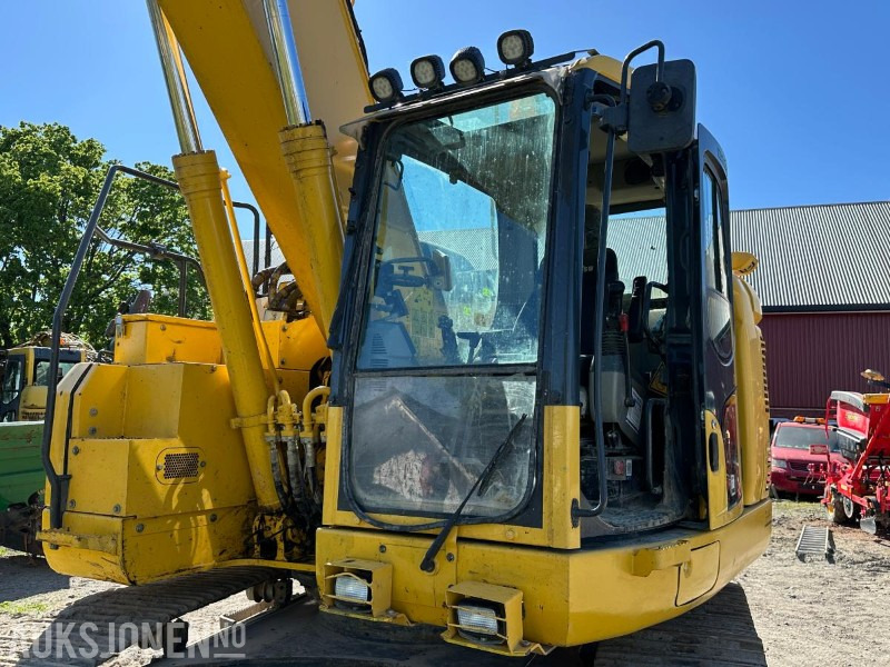 Bager 2019 Komatsu PC228USLC-11 - Gravemaskin - Tiltrotator R8 - Topcon GPS - 2skuffer - Sentralsmøring - 4467timer: slika Bager 2019 Komatsu PC228USLC-11 - Gravemaskin - Tiltrotator R8 - Topcon GPS - 2skuffer - Sentralsmøring - 4467timer