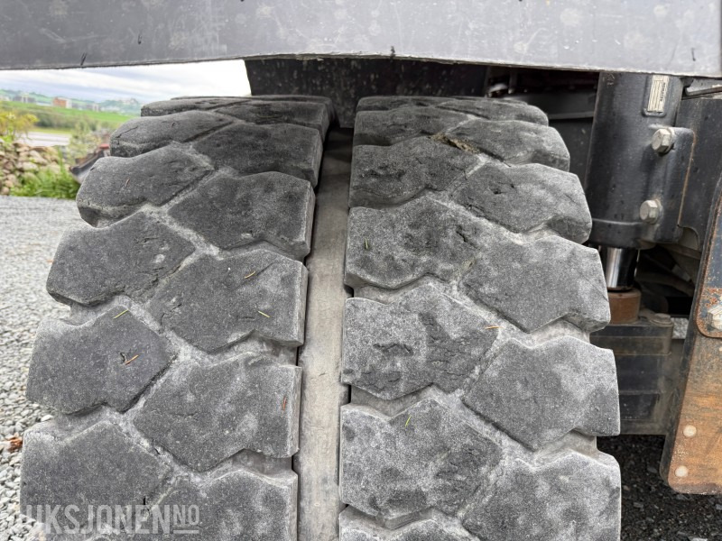 Bager 2019 Komatsu PW148-11 Hjulgraver - Leddet bom - GPS: slika Bager 2019 Komatsu PW148-11 Hjulgraver - Leddet bom - GPS