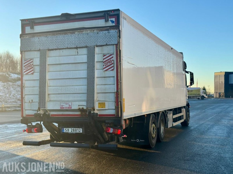 2019 Mercedes-Benz Actros 2545 L 6x2 Kjølebil - Eu-godkjent til 06/26 - Km: 193419 - Kamion sandučar: slika 2019 Mercedes-Benz Actros 2545 L 6x2 Kjølebil - Eu-godkjent til 06/26 - Km: 193419 - Kamion sandučar 2019 Mercedes-Benz Actros 2545 L 6x2 Kjølebil - Eu-godkjent til 06/26 - Km: 193419 - Kamion sandučar: slika 2019 Mercedes-Benz Actros 2545 L 6x2 Kjølebil - Eu-godkjent til 06/26 - Km: 193419 - Kamion sandučar