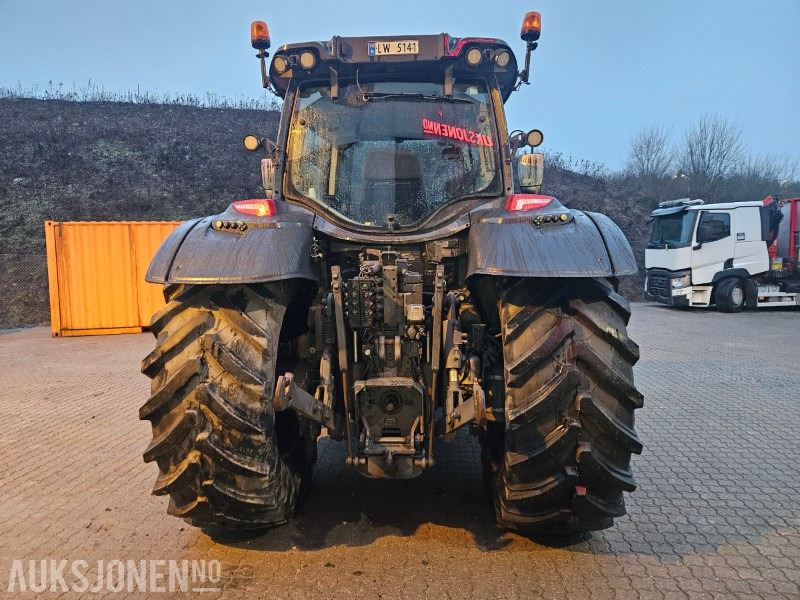 2021 Valtra N174D Frontlaster, front PTO, duo-matic - Traktor: slika 2021 Valtra N174D Frontlaster, front PTO, duo-matic - Traktor 2021 Valtra N174D Frontlaster, front PTO, duo-matic - Traktor: slika 2021 Valtra N174D Frontlaster, front PTO, duo-matic - Traktor