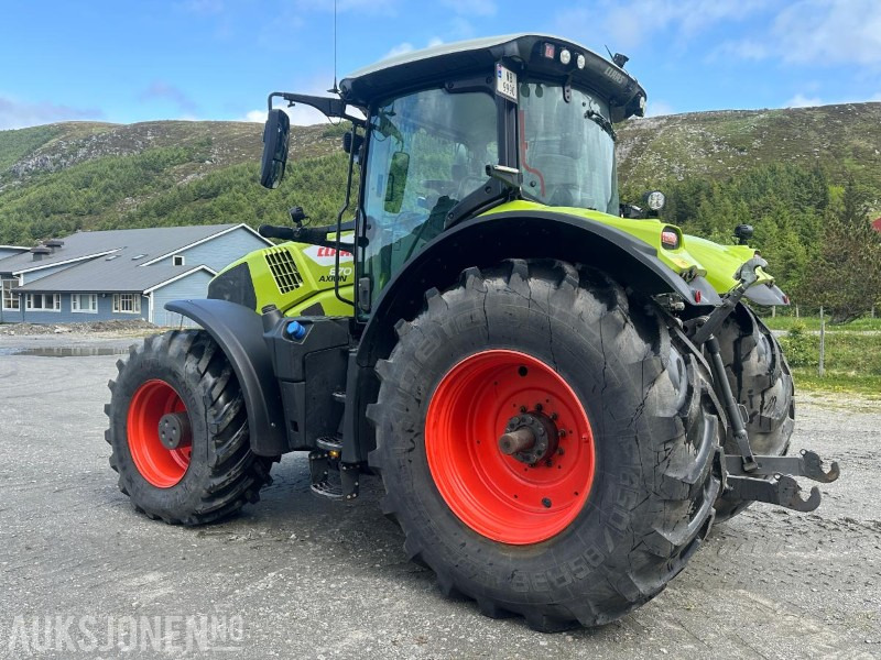 2022 Claas Axion 870 - Traktor: slika 2022 Claas Axion 870 - Traktor 2022 Claas Axion 870 - Traktor: slika 2022 Claas Axion 870 - Traktor