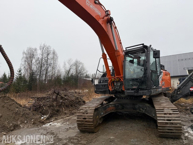 2022 Hitachi 300LC m/Tiltrotator, Gps og 2 skuffer - Bager: slika 2022 Hitachi 300LC m/Tiltrotator, Gps og 2 skuffer - Bager 2022 Hitachi 300LC m/Tiltrotator, Gps og 2 skuffer - Bager: slika 2022 Hitachi 300LC m/Tiltrotator, Gps og 2 skuffer - Bager