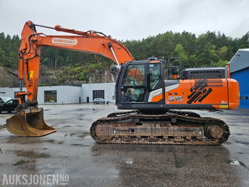 2022 Hitachi ZX300LC-7, GPS, Xplosafe, sentralsmøring - Bager: slika 2022 Hitachi ZX300LC-7, GPS, Xplosafe, sentralsmøring - Bager 2022 Hitachi ZX300LC-7, GPS, Xplosafe, sentralsmøring - Bager: slika 2022 Hitachi ZX300LC-7, GPS, Xplosafe, sentralsmøring - Bager