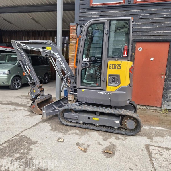 2022 Volvo ECR 25 Gravemaskin - Elgraver - Bager: slika 2022 Volvo ECR 25 Gravemaskin - Elgraver - Bager 2022 Volvo ECR 25 Gravemaskin - Elgraver - Bager: slika 2022 Volvo ECR 25 Gravemaskin - Elgraver - Bager