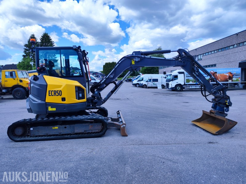 2022 Volvo ECR50F – Velutstyrt kompaktgraver, kun 728 timer - Mini bager: slika 2022 Volvo ECR50F – Velutstyrt kompaktgraver, kun 728 timer - Mini bager 2022 Volvo ECR50F – Velutstyrt kompaktgraver, kun 728 timer - Mini bager: slika 2022 Volvo ECR50F – Velutstyrt kompaktgraver, kun 728 timer - Mini bager