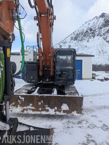 2023 Hitachi ZX225USLC-7 - Montabert CPA, GPS, rototilt, to-delt bom +++ - Bager: slika 2023 Hitachi ZX225USLC-7 - Montabert CPA, GPS, rototilt, to-delt bom +++ - Bager 2023 Hitachi ZX225USLC-7 - Montabert CPA, GPS, rototilt, to-delt bom +++ - Bager: slika 2023 Hitachi ZX225USLC-7 - Montabert CPA, GPS, rototilt, to-delt bom +++ - Bager