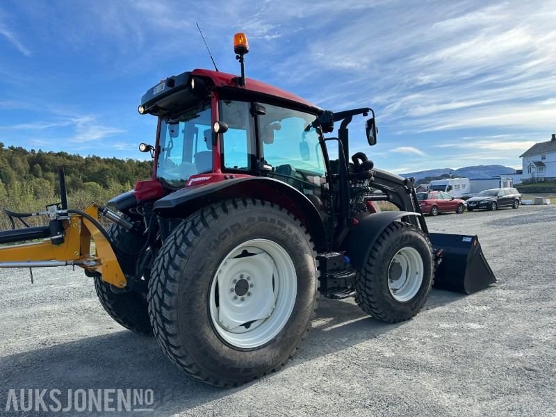 2023 Valtra A95 - Mye utstyr, lite brukt - Traktor: slika 2023 Valtra A95 - Mye utstyr, lite brukt - Traktor 2023 Valtra A95 - Mye utstyr, lite brukt - Traktor: slika 2023 Valtra A95 - Mye utstyr, lite brukt - Traktor