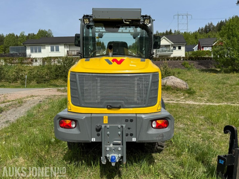 2023 Wacker Neuson WL70 hjullaster / Skuffe / Pallegafler - Utovarivač na kotačima: slika 2023 Wacker Neuson WL70 hjullaster / Skuffe / Pallegafler - Utovarivač na kotačima 2023 Wacker Neuson WL70 hjullaster / Skuffe / Pallegafler - Utovarivač na kotačima: slika 2023 Wacker Neuson WL70 hjullaster / Skuffe / Pallegafler - Utovarivač na kotačima