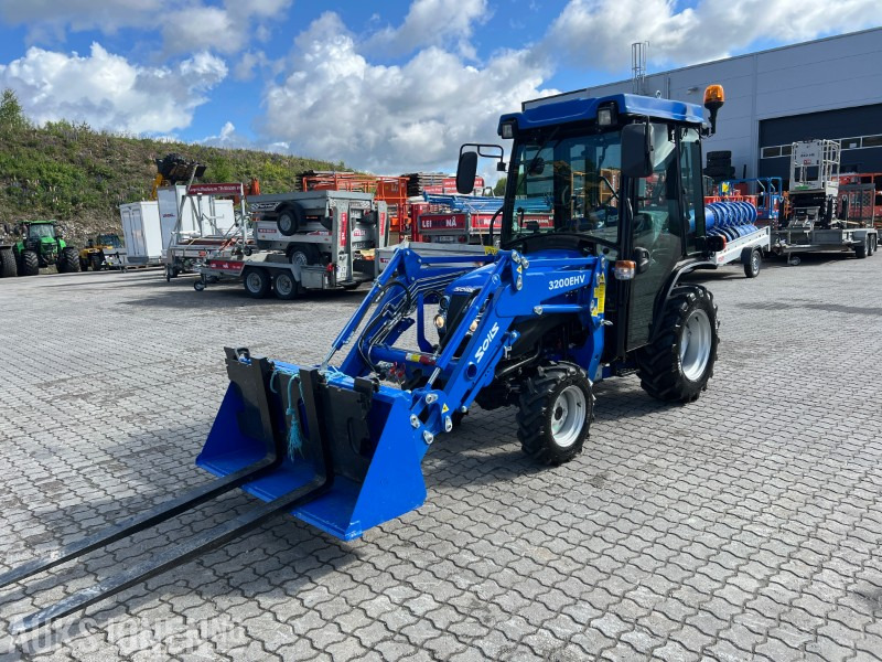 2024 Solis 26 m frontlaster, skuffe pallegaffel - Traktor: slika 2024 Solis 26 m frontlaster, skuffe pallegaffel - Traktor 2024 Solis 26 m frontlaster, skuffe pallegaffel - Traktor: slika 2024 Solis 26 m frontlaster, skuffe pallegaffel - Traktor