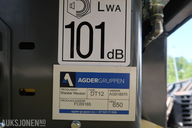 2024 Wacker Neuson DT12 med svingbar tippkasse - Istovarivač: slika 2024 Wacker Neuson DT12 med svingbar tippkasse - Istovarivač 2024 Wacker Neuson DT12 med svingbar tippkasse - Istovarivač: slika 2024 Wacker Neuson DT12 med svingbar tippkasse - Istovarivač