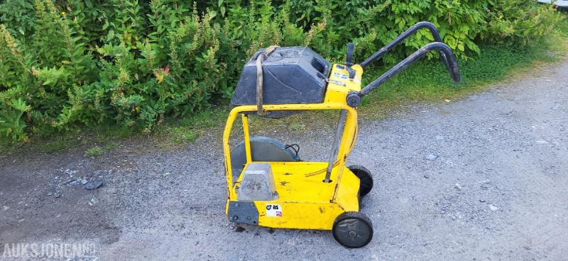 4 stk.Wacker Neuson BFS1345A Asfaltsag / Betongsag | Rep.objekt - Građevinska oprema: slika 4 stk.Wacker Neuson BFS1345A Asfaltsag / Betongsag | Rep.objekt - Građevinska oprema 4 stk.Wacker Neuson BFS1345A Asfaltsag / Betongsag | Rep.objekt - Građevinska oprema: slika 4 stk.Wacker Neuson BFS1345A Asfaltsag / Betongsag | Rep.objekt - Građevinska oprema