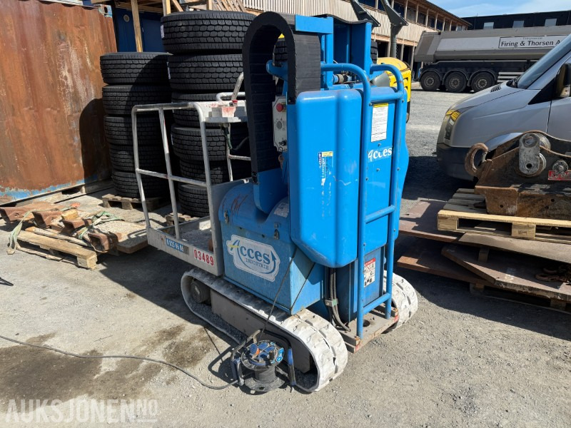 ATN Piaf 560 Mastlift med belter - Podizna platforma: slika ATN Piaf 560 Mastlift med belter - Podizna platforma ATN Piaf 560 Mastlift med belter - Podizna platforma: slika ATN Piaf 560 Mastlift med belter - Podizna platforma