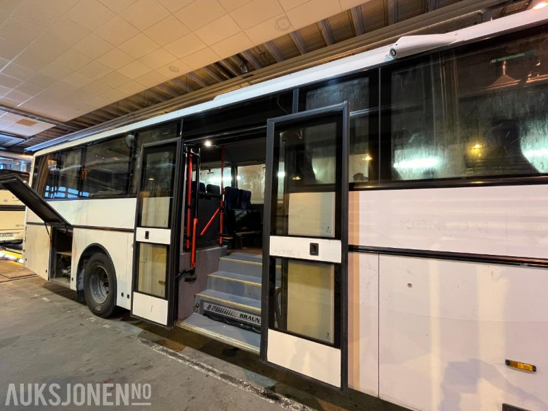 2012 Volvo B9R Contrast buss repobjekt, 452000km - Autobus: slika 2012 Volvo B9R Contrast buss repobjekt, 452000km - Autobus 2012 Volvo B9R Contrast buss repobjekt, 452000km - Autobus: slika 2012 Volvo B9R Contrast buss repobjekt, 452000km - Autobus