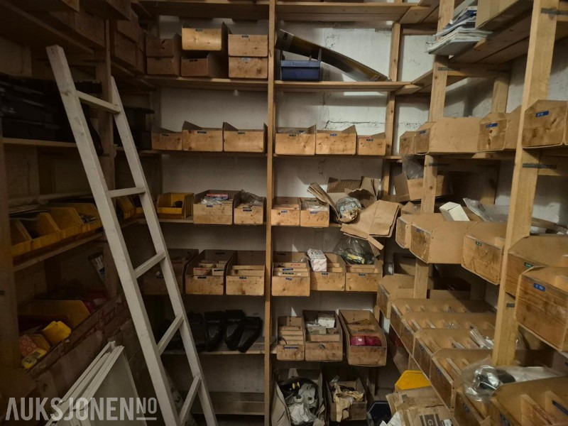 Case IH deler / delelager - Traktor: slika Case IH deler / delelager - Traktor Case IH deler / delelager - Traktor: slika Case IH deler / delelager - Traktor