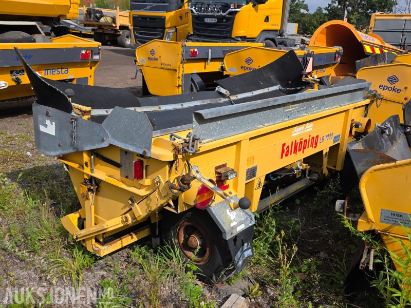 Falköping Falköping LB 1000 BLU Etterhengende Strøapparat - Građevinska oprema: slika Falköping Falköping LB 1000 BLU Etterhengende Strøapparat - Građevinska oprema Falköping Falköping LB 1000 BLU Etterhengende Strøapparat - Građevinska oprema: slika Falköping Falköping LB 1000 BLU Etterhengende Strøapparat - Građevinska oprema