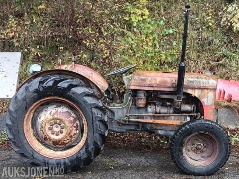Ferguson TEF 1954 Gråtass - Traktor: slika Ferguson TEF 1954 Gråtass - Traktor Ferguson TEF 1954 Gråtass - Traktor: slika Ferguson TEF 1954 Gråtass - Traktor