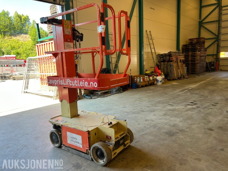 JLG 1230 Mastelift med 3,66m platform høyde - Podizna platforma: slika JLG 1230 Mastelift med 3,66m platform høyde - Podizna platforma JLG 1230 Mastelift med 3,66m platform høyde - Podizna platforma: slika JLG 1230 Mastelift med 3,66m platform høyde - Podizna platforma