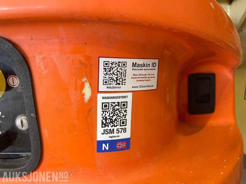 Podizna platforma JLG 3369LE LIFT 2004: slika Podizna platforma JLG 3369LE LIFT 2004
