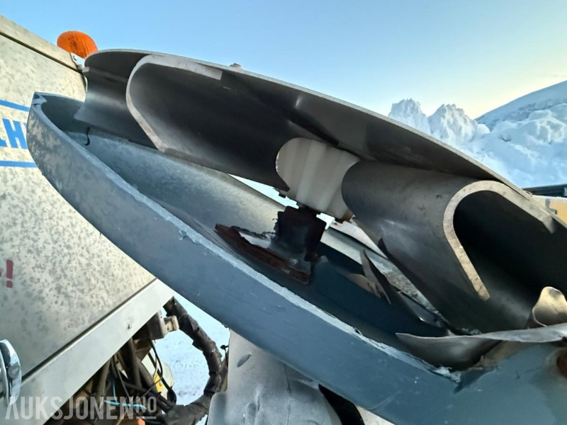 Schmidt Stratos fastsandspreder med varme på krokramme - Kamion: slika Schmidt Stratos fastsandspreder med varme på krokramme - Kamion Schmidt Stratos fastsandspreder med varme på krokramme - Kamion: slika Schmidt Stratos fastsandspreder med varme på krokramme - Kamion