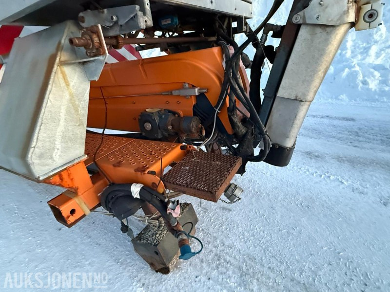 Schmidt Stratos fastsandspreder med varme på krokramme - Kamion: slika Schmidt Stratos fastsandspreder med varme på krokramme - Kamion Schmidt Stratos fastsandspreder med varme på krokramme - Kamion: slika Schmidt Stratos fastsandspreder med varme på krokramme - Kamion