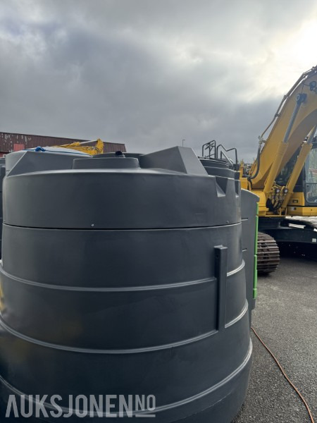 Kingspan Fuelmaster 3500L stasjonær dieseltank med pumpe og låsbart skap. - Građevinska oprema: slika Kingspan Fuelmaster 3500L stasjonær dieseltank med pumpe og låsbart skap. - Građevinska oprema Kingspan Fuelmaster 3500L stasjonær dieseltank med pumpe og låsbart skap. - Građevinska oprema: slika Kingspan Fuelmaster 3500L stasjonær dieseltank med pumpe og låsbart skap. - Građevinska oprema