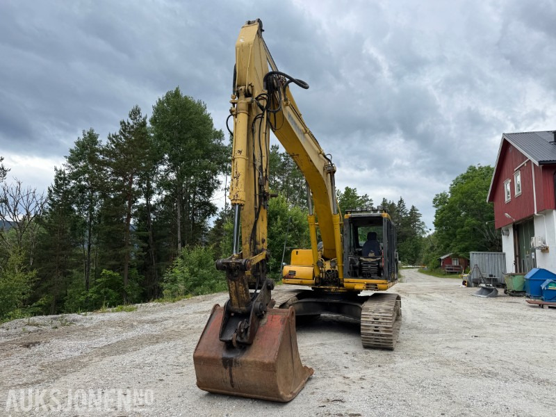 Komatsu PC210LC-6K Gravemaskin - Beltegraver - Bager: slika Komatsu PC210LC-6K Gravemaskin - Beltegraver - Bager Komatsu PC210LC-6K Gravemaskin - Beltegraver - Bager: slika Komatsu PC210LC-6K Gravemaskin - Beltegraver - Bager