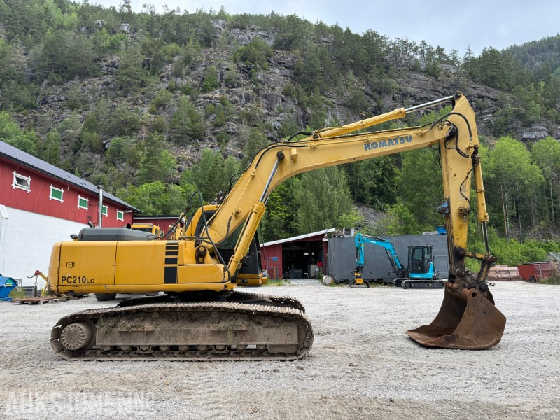 Komatsu PC210LC-6K Gravemaskin - Beltegraver - Bager: slika Komatsu PC210LC-6K Gravemaskin - Beltegraver - Bager Komatsu PC210LC-6K Gravemaskin - Beltegraver - Bager: slika Komatsu PC210LC-6K Gravemaskin - Beltegraver - Bager