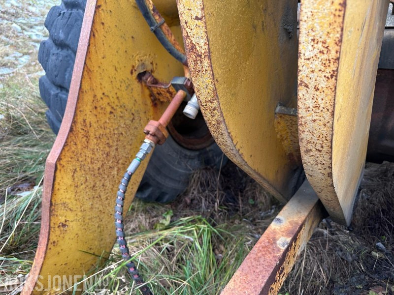 Utovarivač na kotačima Komatsu WA320-5h Hullaster - Rep-objekt: slika Utovarivač na kotačima Komatsu WA320-5h Hullaster - Rep-objekt Utovarivač na kotačima Komatsu WA320-5h Hullaster - Rep-objekt: slika Utovarivač na kotačima Komatsu WA320-5h Hullaster - Rep-objekt