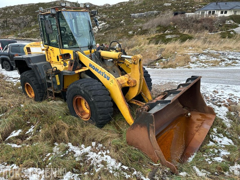 Komatsu WA320-5h Hullaster - Rep-objekt - Utovarivač na kotačima: slika Komatsu WA320-5h Hullaster - Rep-objekt - Utovarivač na kotačima Komatsu WA320-5h Hullaster - Rep-objekt - Utovarivač na kotačima: slika Komatsu WA320-5h Hullaster - Rep-objekt - Utovarivač na kotačima