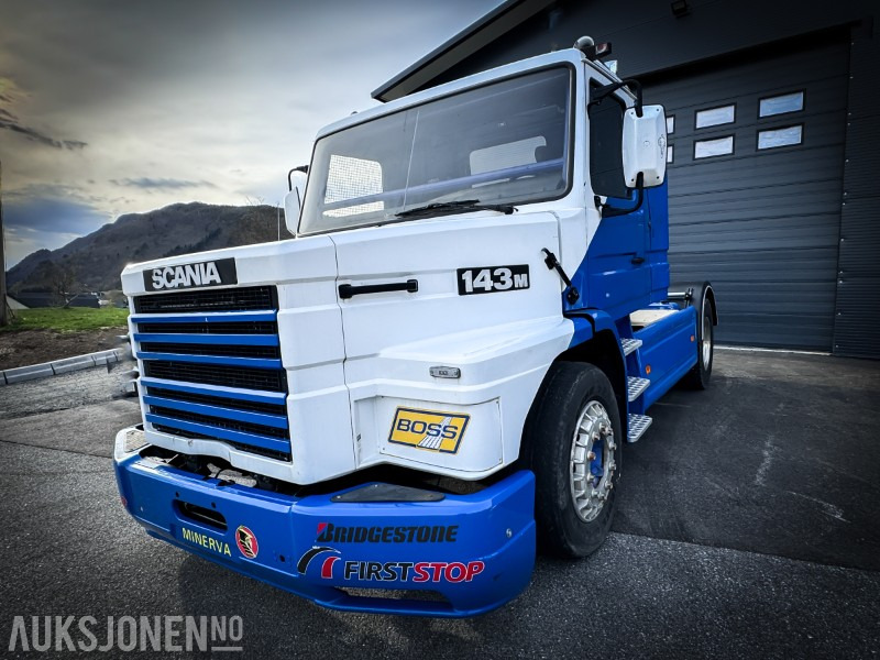 1989 Scania T 143M Racing Truck Snutebil - V8 motor - 950 hk - Spesialbygget av Scania i 1989 - Namjenska/ Posebna vozila: slika 1989 Scania T 143M Racing Truck Snutebil - V8 motor - 950 hk - Spesialbygget av Scania i 1989 - Namjenska/ Posebna vozila 1989 Scania T 143M Racing Truck Snutebil - V8 motor - 950 hk - Spesialbygget av Scania i 1989 - Namjenska/ Posebna vozila: slika 1989 Scania T 143M Racing Truck Snutebil - V8 motor - 950 hk - Spesialbygget av Scania i 1989 - Namjenska/ Posebna vozila