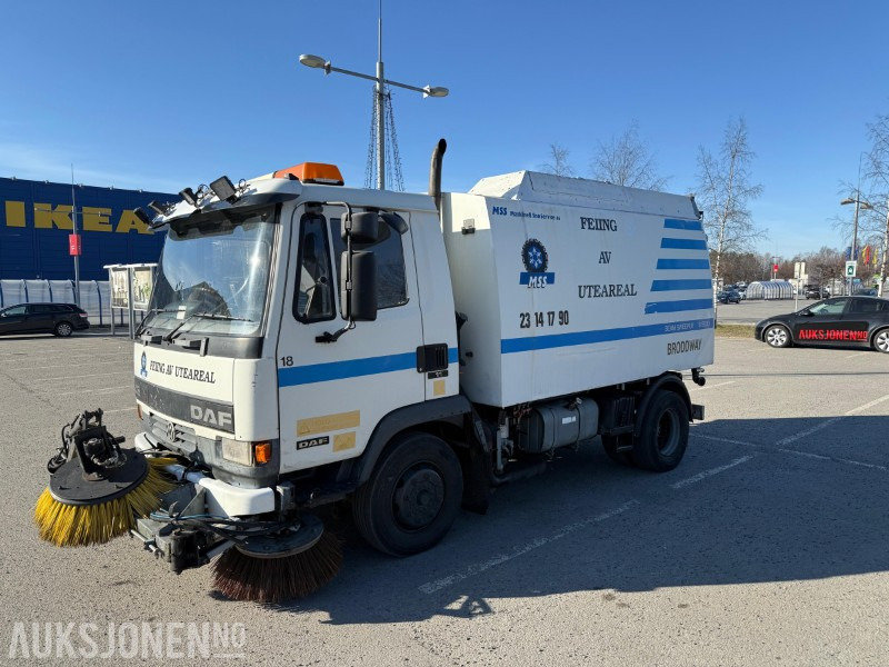 1997 DAF 45 180 TI feiebil, tilhengerfeste, nytt sug, kamera, ekstralys - Namjenska/ Posebna vozila: slika 1997 DAF 45 180 TI feiebil, tilhengerfeste, nytt sug, kamera, ekstralys - Namjenska/ Posebna vozila 1997 DAF 45 180 TI feiebil, tilhengerfeste, nytt sug, kamera, ekstralys - Namjenska/ Posebna vozila: slika 1997 DAF 45 180 TI feiebil, tilhengerfeste, nytt sug, kamera, ekstralys - Namjenska/ Posebna vozila