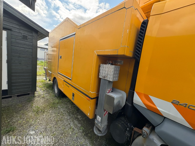 2008 Volvo FL-240 liftbil med stort oppholdsrom i skap - tørkeskap m.m. - Namjenska/ Posebna vozila: slika 2008 Volvo FL-240 liftbil med stort oppholdsrom i skap - tørkeskap m.m. - Namjenska/ Posebna vozila 2008 Volvo FL-240 liftbil med stort oppholdsrom i skap - tørkeskap m.m. - Namjenska/ Posebna vozila: slika 2008 Volvo FL-240 liftbil med stort oppholdsrom i skap - tørkeskap m.m. - Namjenska/ Posebna vozila