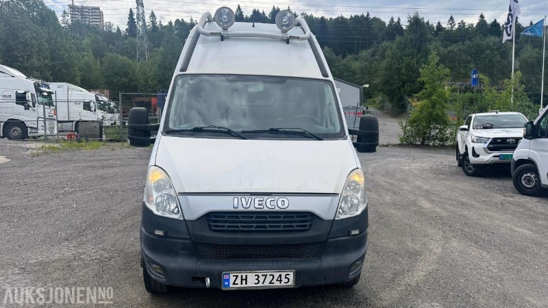 2013 Iveco Daily 3.0 170hk Spylebil | Komplett høytrykksrigg | Innredning | Lav km. - Namjenska/ Posebna vozila: slika 2013 Iveco Daily 3.0 170hk Spylebil | Komplett høytrykksrigg | Innredning | Lav km. - Namjenska/ Posebna vozila 2013 Iveco Daily 3.0 170hk Spylebil | Komplett høytrykksrigg | Innredning | Lav km. - Namjenska/ Posebna vozila: slika 2013 Iveco Daily 3.0 170hk Spylebil | Komplett høytrykksrigg | Innredning | Lav km. - Namjenska/ Posebna vozila