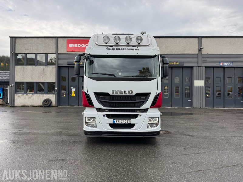 2014 Iveco AC 440 TY/PT - Putebil med Stuer Egghe trafikksikringssystem - Namjenska/ Posebna vozila, Tegljač: slika  2014 Iveco AC 440 TY/PT - Putebil med Stuer Egghe trafikksikringssystem - Namjenska/ Posebna vozila, Tegljač 2014 Iveco AC 440 TY/PT - Putebil med Stuer Egghe trafikksikringssystem - Namjenska/ Posebna vozila, Tegljač: slika  2014 Iveco AC 440 TY/PT - Putebil med Stuer Egghe trafikksikringssystem - Namjenska/ Posebna vozila, Tegljač