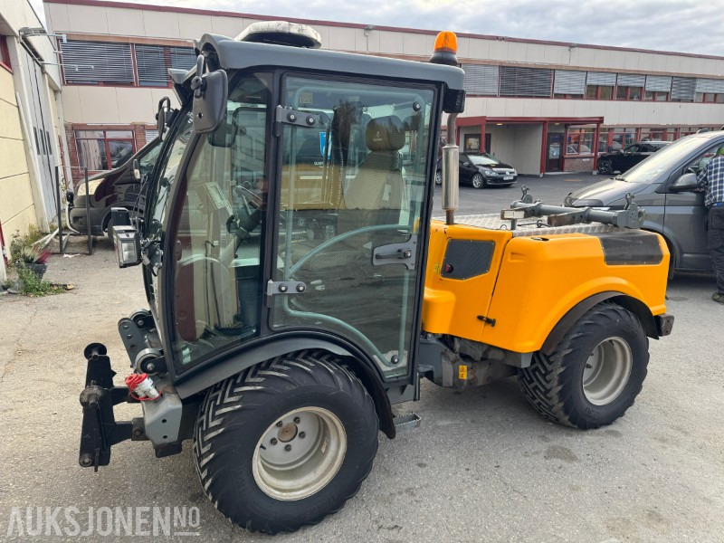 2014 Kärcher Belos MIC84 redskapsbærer - Namjenska/ Posebna vozila: slika  2014 Kärcher Belos MIC84 redskapsbærer - Namjenska/ Posebna vozila 2014 Kärcher Belos MIC84 redskapsbærer - Namjenska/ Posebna vozila: slika  2014 Kärcher Belos MIC84 redskapsbærer - Namjenska/ Posebna vozila