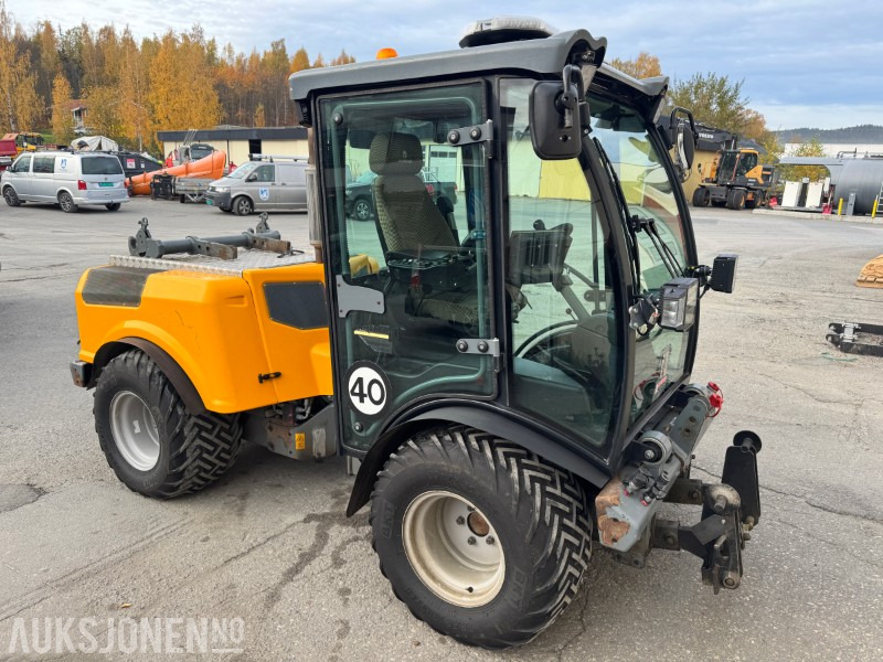 2014 Kärcher Belos MIC84 redskapsbærer - Namjenska/ Posebna vozila: slika  2014 Kärcher Belos MIC84 redskapsbærer - Namjenska/ Posebna vozila 2014 Kärcher Belos MIC84 redskapsbærer - Namjenska/ Posebna vozila: slika  2014 Kärcher Belos MIC84 redskapsbærer - Namjenska/ Posebna vozila