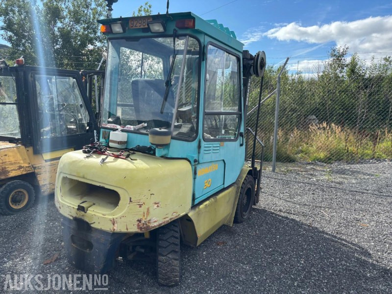 1996 Komatsu FD30T truck diesel - Oprema za rukovanje materijalima: slika 1996 Komatsu FD30T truck diesel - Oprema za rukovanje materijalima 1996 Komatsu FD30T truck diesel - Oprema za rukovanje materijalima: slika 1996 Komatsu FD30T truck diesel - Oprema za rukovanje materijalima
