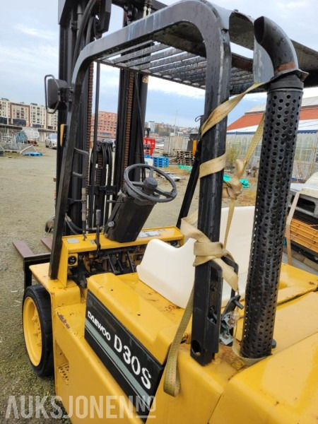 1998 Daewoo D30s truck - mva fri - Oprema za rukovanje materijalima: slika 1998 Daewoo D30s truck - mva fri - Oprema za rukovanje materijalima 1998 Daewoo D30s truck - mva fri - Oprema za rukovanje materijalima: slika 1998 Daewoo D30s truck - mva fri - Oprema za rukovanje materijalima